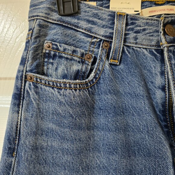 Levis Premium Women High Loose Flare Jeans Distressed Wide Leg Size 25x32 NWT - Picture 7 of 14
